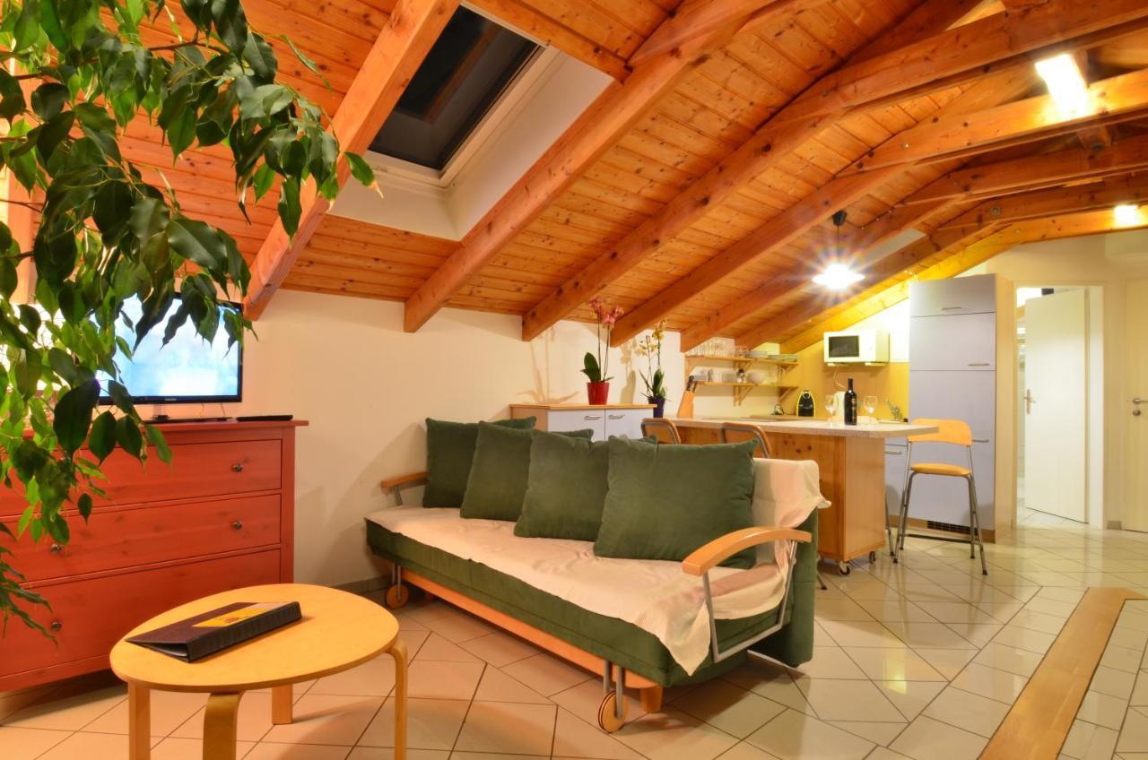 Ajo Vienna Lake View - Contactless Check-In Luaran gambar